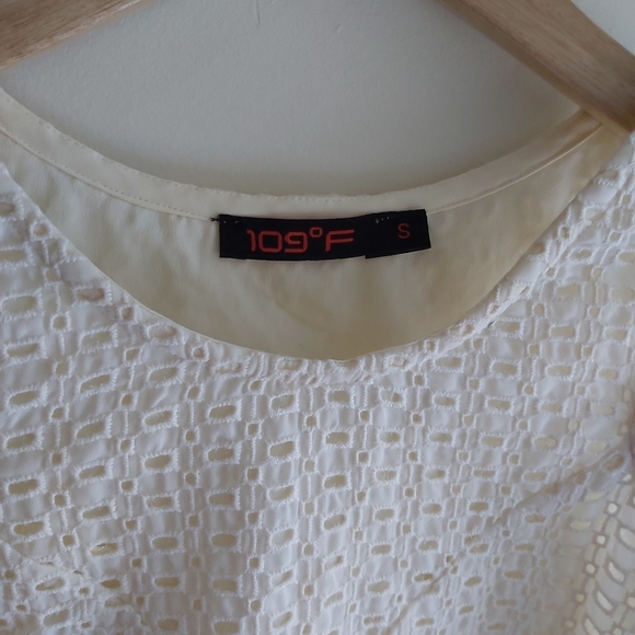 4/$25 109F Cream crop top - Picture 4 of 4